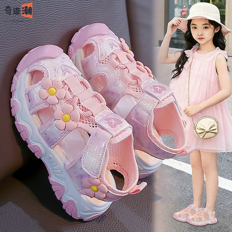 Girls' Sandals Closed Toe 2026 New Summer Princess Beach Shoes for Toddler & Big Kids, Casual Soft Sole Children's Shoes