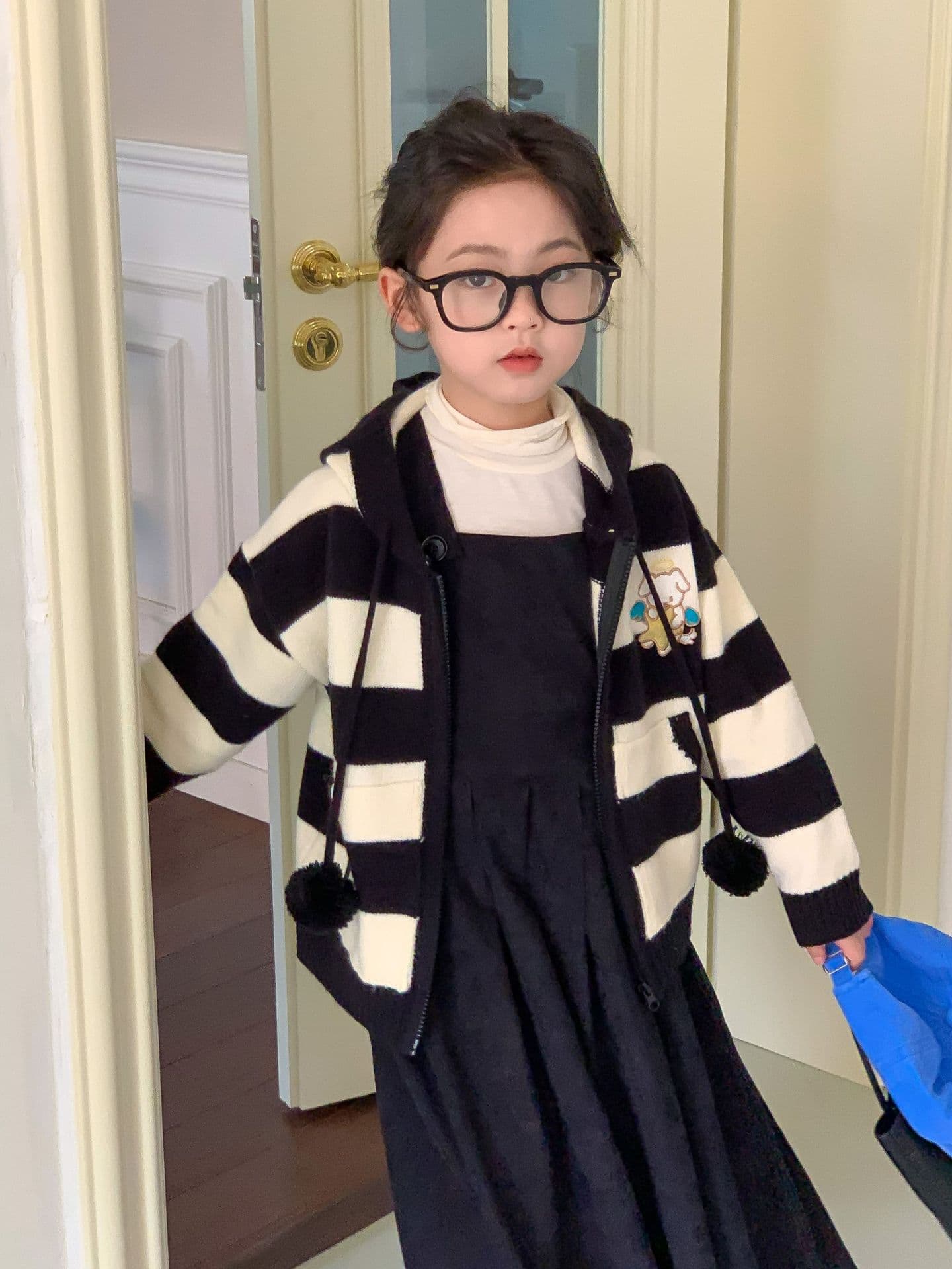 Girls Spring Knitted Sweater Cartoon Embroidered Striped Woolen Coat Children's Knitted Top Cotton Long Sleeve Zipper Closure