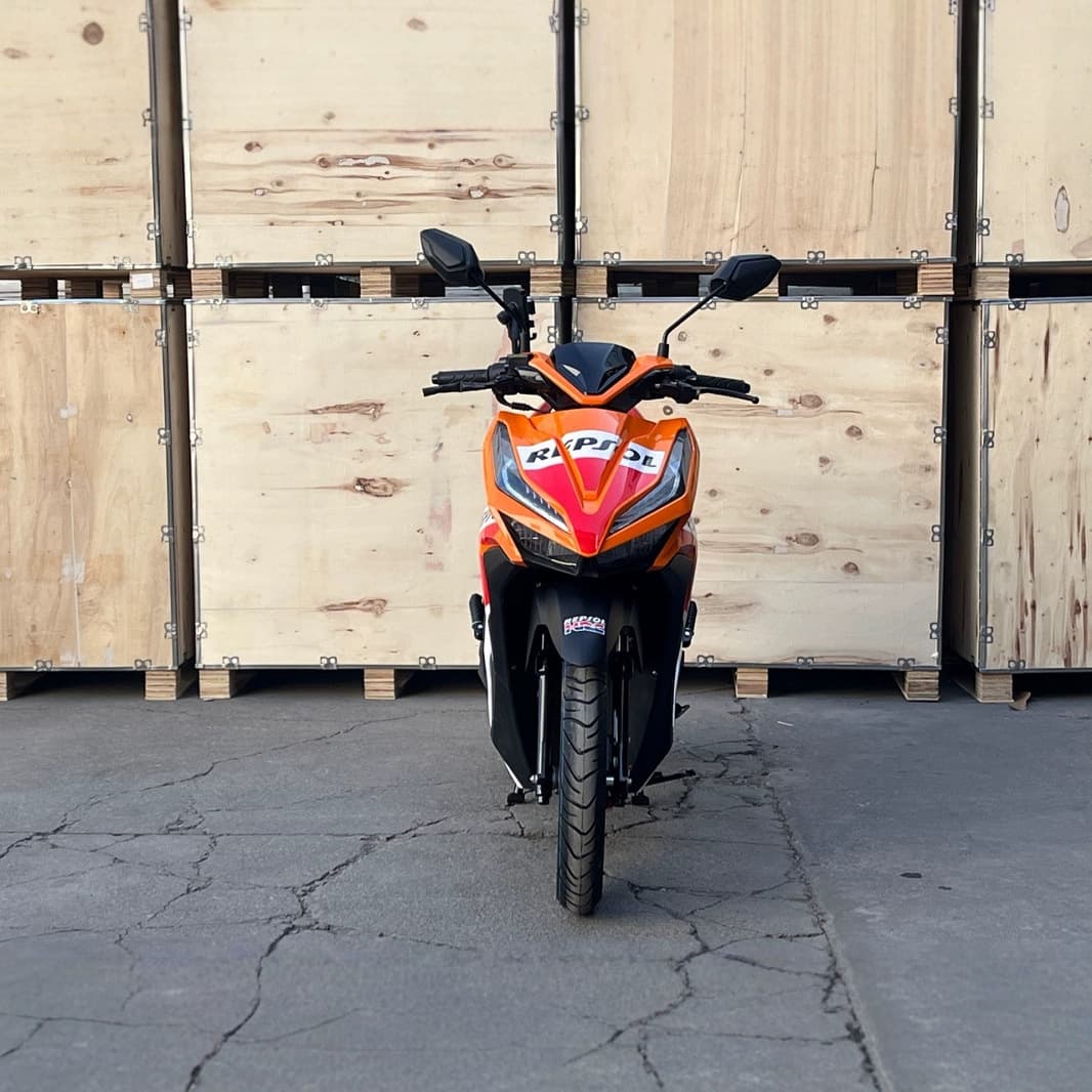 Factory Direct Supply Fuel Model 150cc New Worio Water-Cooled Four-Stroke Motorcycle Scooter