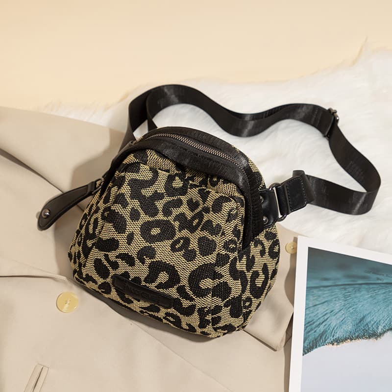 Trendy Leopard Print Shell Bag for Women 2024 New Style Fashion Casual Versatile Shoulder Crossbody Bag Premium Sports Women's Bag