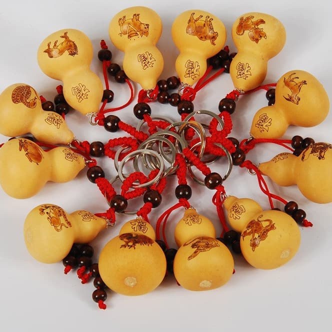 Factory wholesale gourd pendants/small gourd keychains, 12 zodiac gourds, hand-held gourds, collectible gourds, pyrography gourds.