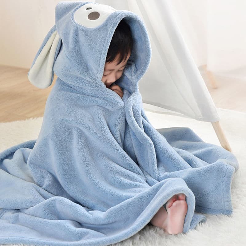 Factory wholesale children's bathrobes, hooded embroidered coral fleece capes, cloaks, bathrobes, cute, soft, and absorbent beach towels