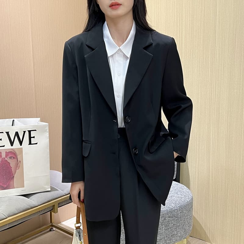 Chic black blazer for women, suitable for all seasons, plus size (300 lbs), loose fit, casual formal suit jacket.