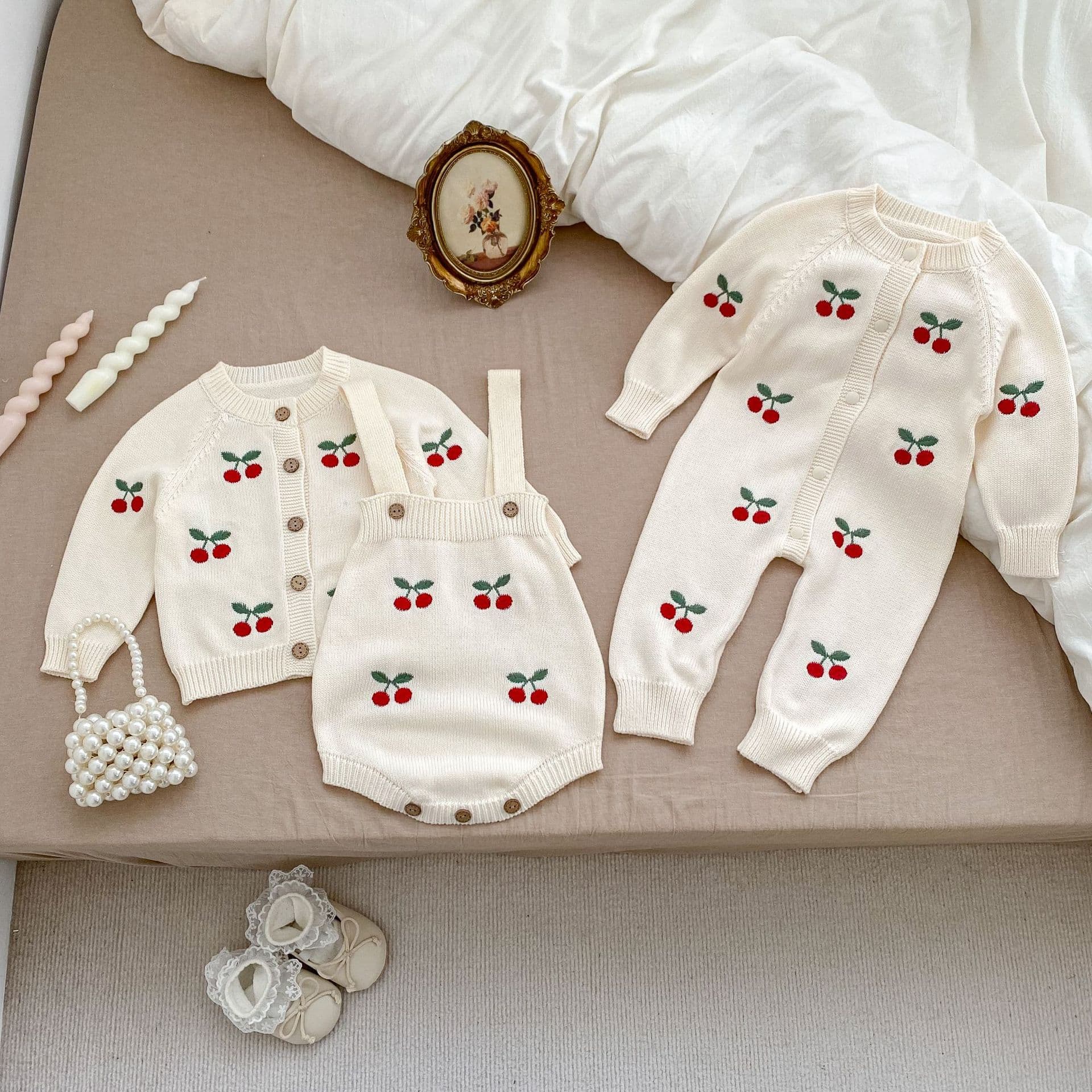 Ins Autumn New Sweet Baby Girl Cherry Embroidered Bodysuit Romper Baby Girl Embroidered Knit Bodysuit