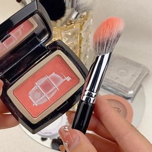 Wool angled highlighter blush brush, face stippling brush, fingertip blush brush, side contour brush, makeup brush from Cangzhou