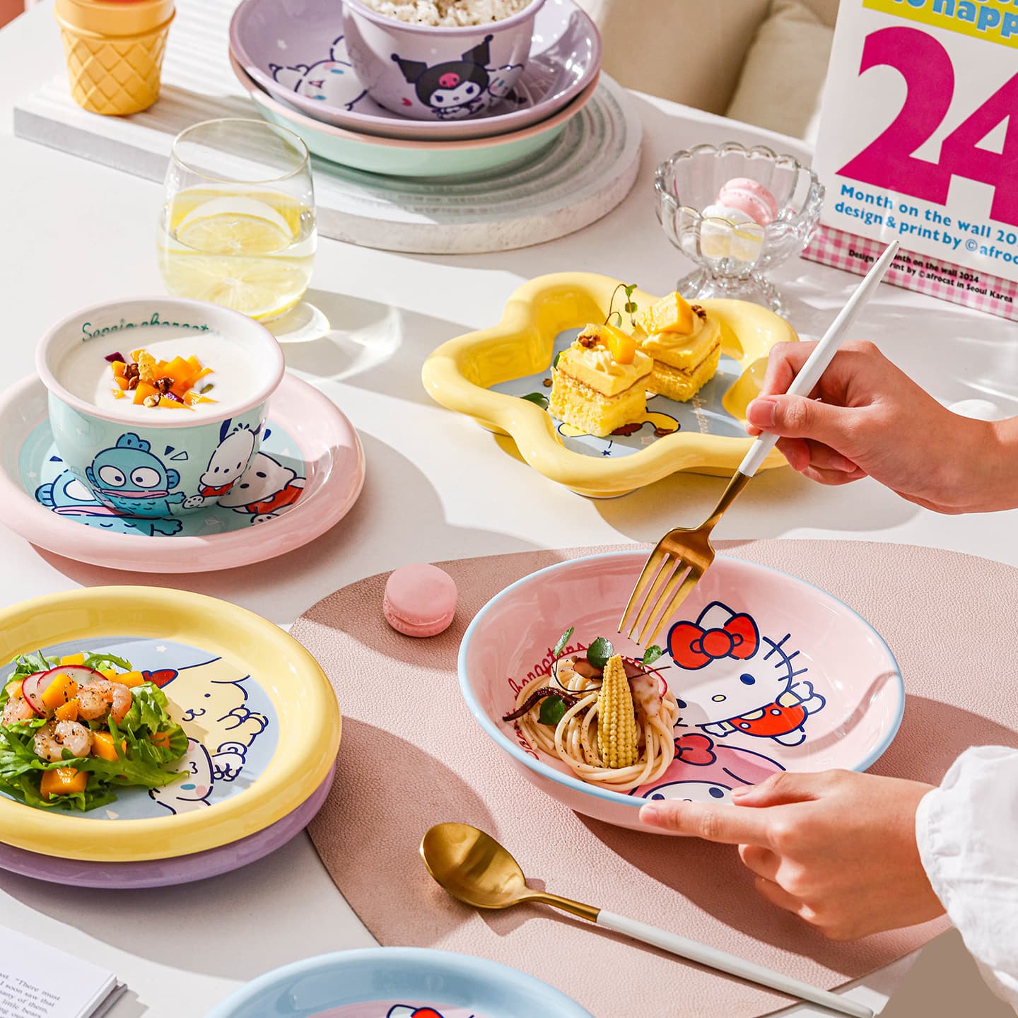 2026 Genuine Sanrio Family Series Tableware Ceramic Bowls Plates Chopsticks Spoons Cute Snack Fruit Plate New Wholesale