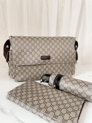 26 years of European parenting mother and baby bags, multi-functional travel bags, large-capacity high-end single-shoulder trailerable mommy bags