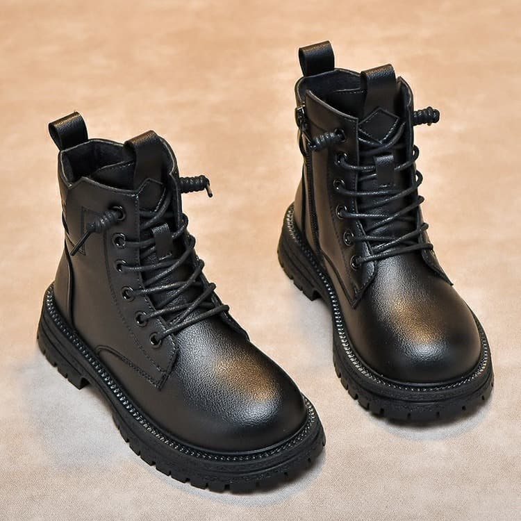 Girls Martin Boots 2026 Autumn New Children's Boots Boys Black Short Boots Thickened Children's Autumn and Winter Velvet Boots for Women