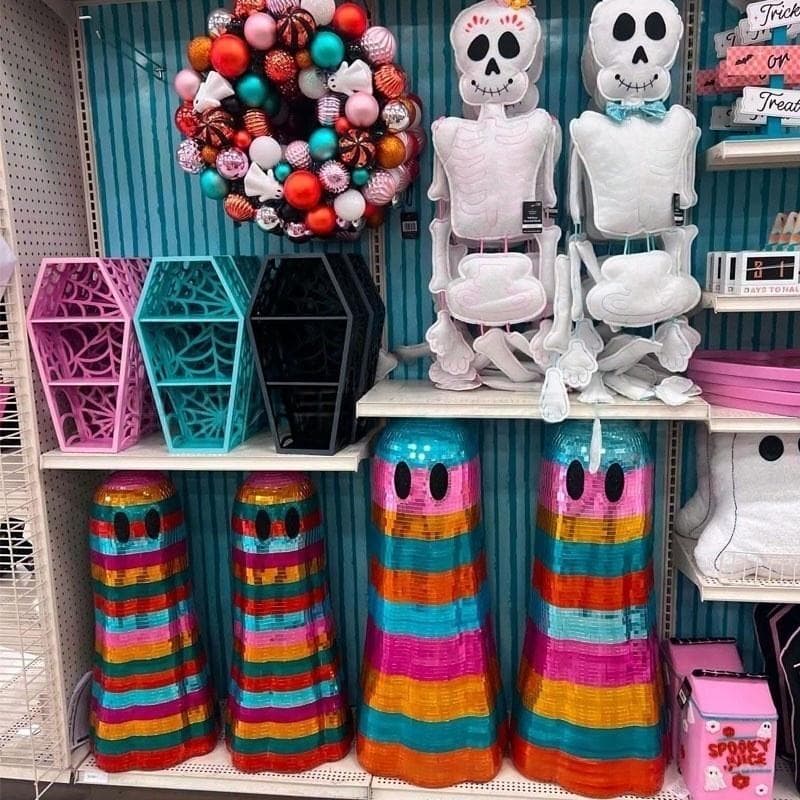 Cross-border new product rainbow colored ghosts standingnext resin rainbow colored ghosts