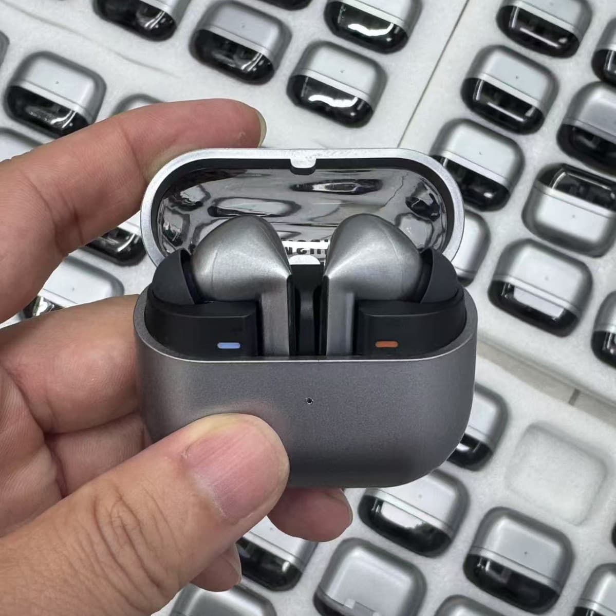 New Cross-Border Buds3 Pro Wireless Bluetooth Earbuds Compatible with R530 R630 In-Ear TWS Bluetooth Earbuds