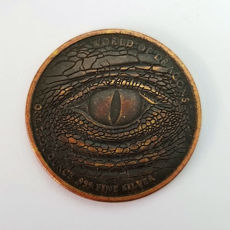 Antique crafts eyes wandering coins brass material