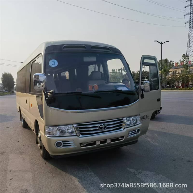 Export Africa Foreign Trade Version Toyota Coaster 23 Seats Used Luxury Commuter Bus Euro III Emission Minibus