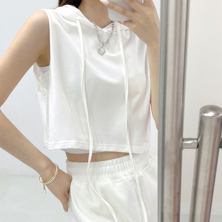Casual Loose Sleeveless Running Fitness Vest Dance Top Short Length Gym Equipment T-Shirt Women's Fashion Summer Tank Top