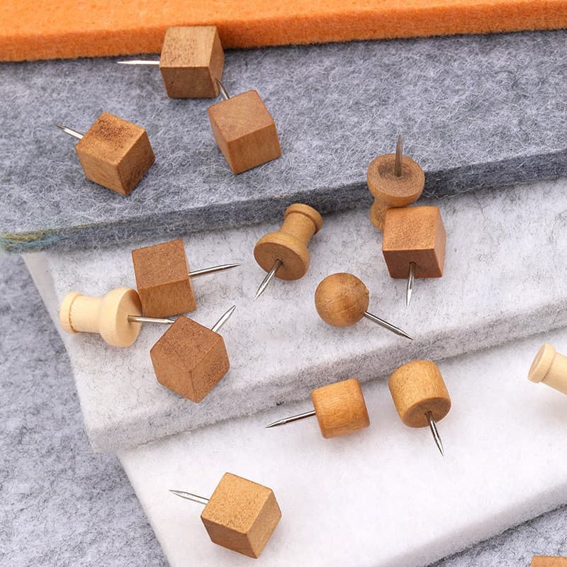 Creative natural wood thumbtacks, solid wood cork board photo wall push pins, I-shaped tacks for kindergarten art bulletin boards.