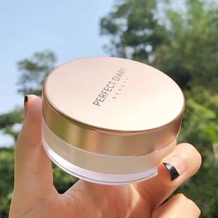 Cloud Veil Soft Focus Gold Setting Powder, Niche Pearl Powder, Long-Lasting Matte Finishing Powder