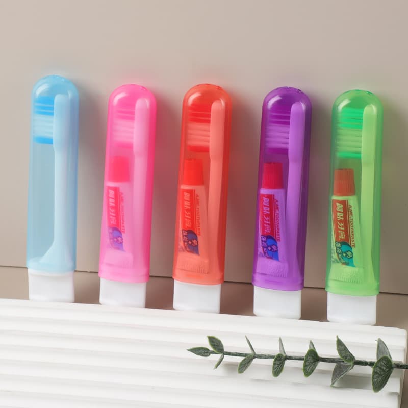 Foldable Travel Toothbrush for Foreign Trade E-commerce, Portable Advertising Gift Toothbrush with Plastic Soft Bristles and Tapered Tips