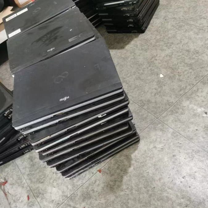 Used Laptop Recycling, On-Site Collection of Second-Hand Desktop All-in-One PCs, Overstock Warehouse Items, Scrap Recycling