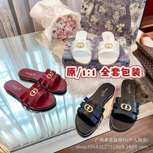 Spring 2026 New Fashion European and American Women's Celebrity Style Cross-border High-end Genuine Leather Metal Buckle Flat Sandals Wholesale