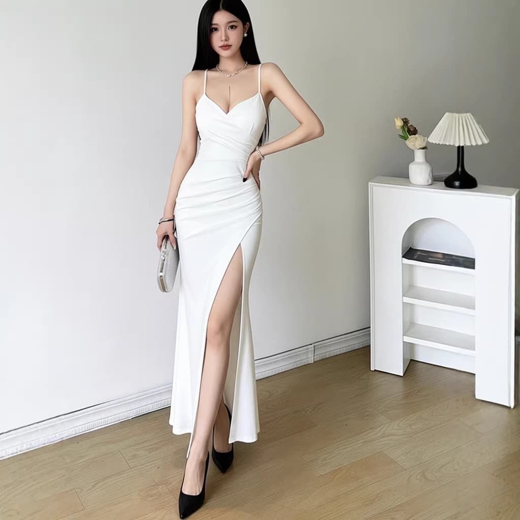 Suspender waist dress for women, simple and elegant style annual meeting, versatile slimming pleated slit long skirt