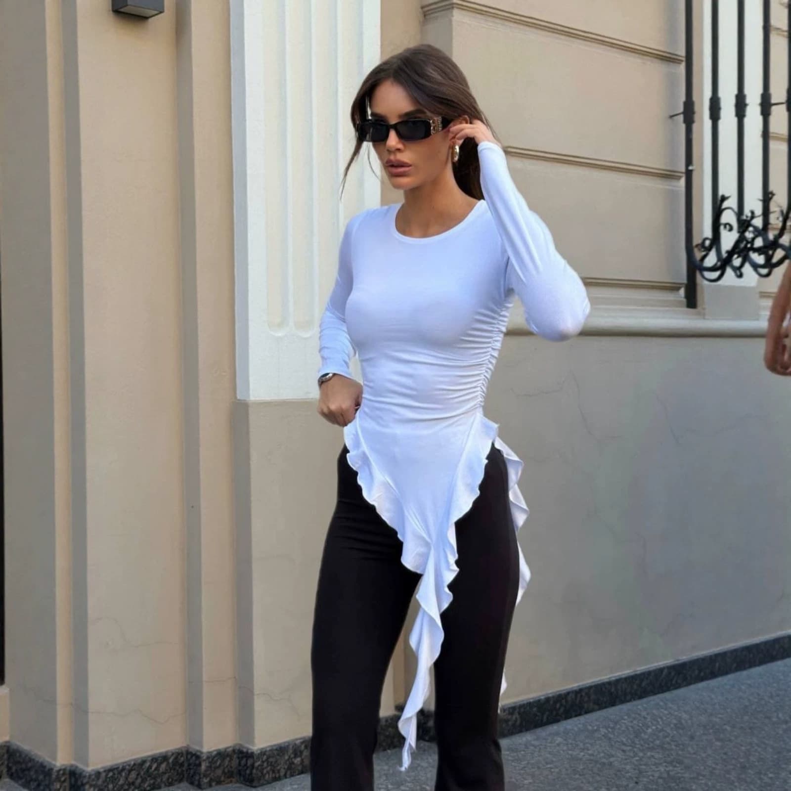 Cross-border new hot girl pleated long-sleeved T-shirt slim and slim pleated ruffled slit bottoming shirt 2026 new style