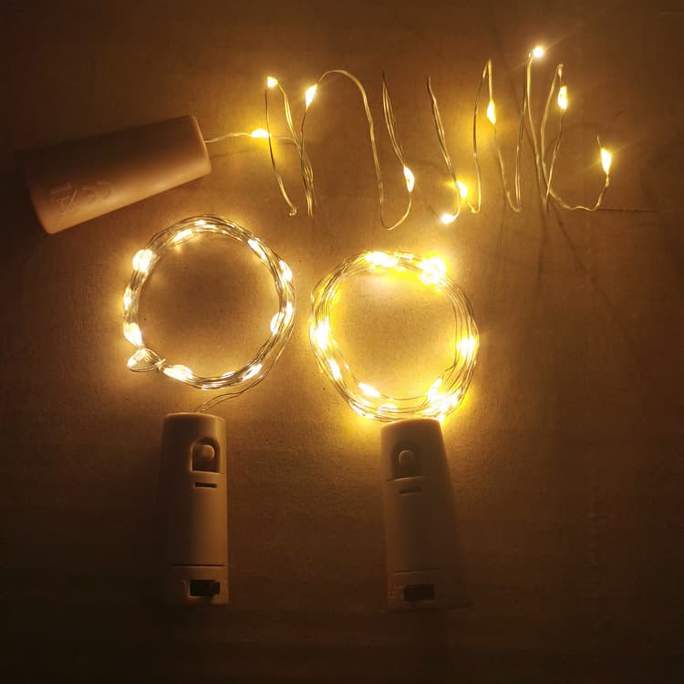 Factory direct supply of bottle cork lights, Amazon bestsellers, button battery LED string lights, Christmas decorative wine bottle lights.