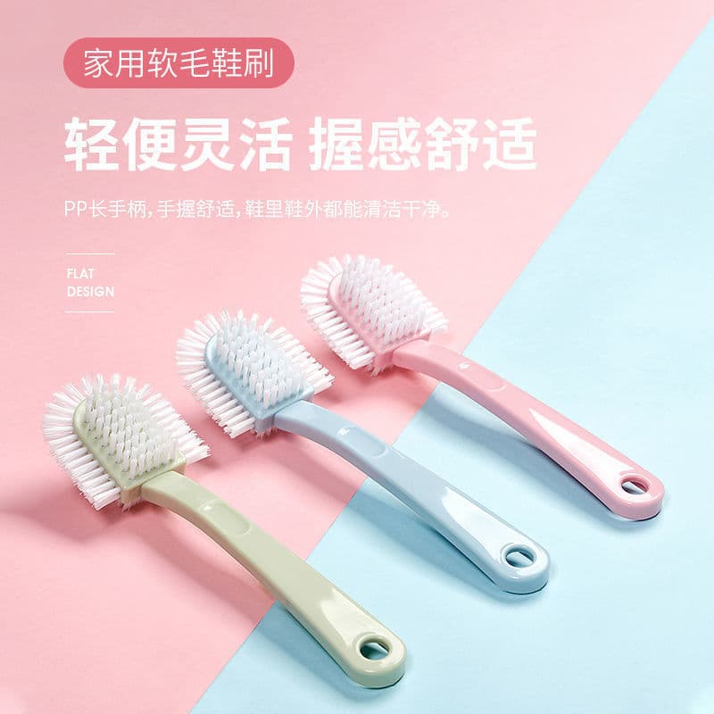 Five-sided soft-bristle shoe brush for laundry, a versatile home shoe cleaning tool that doesn't damage shoes or clothes.