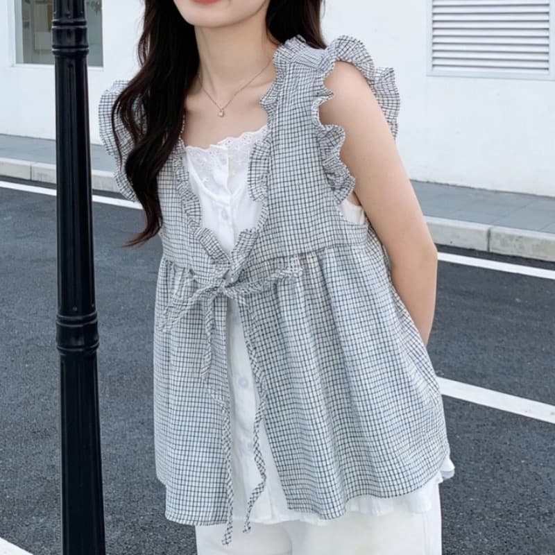Sweet ruffled fake two-piece shirt women's summer design lace-up babydoll top for age reduction 11522