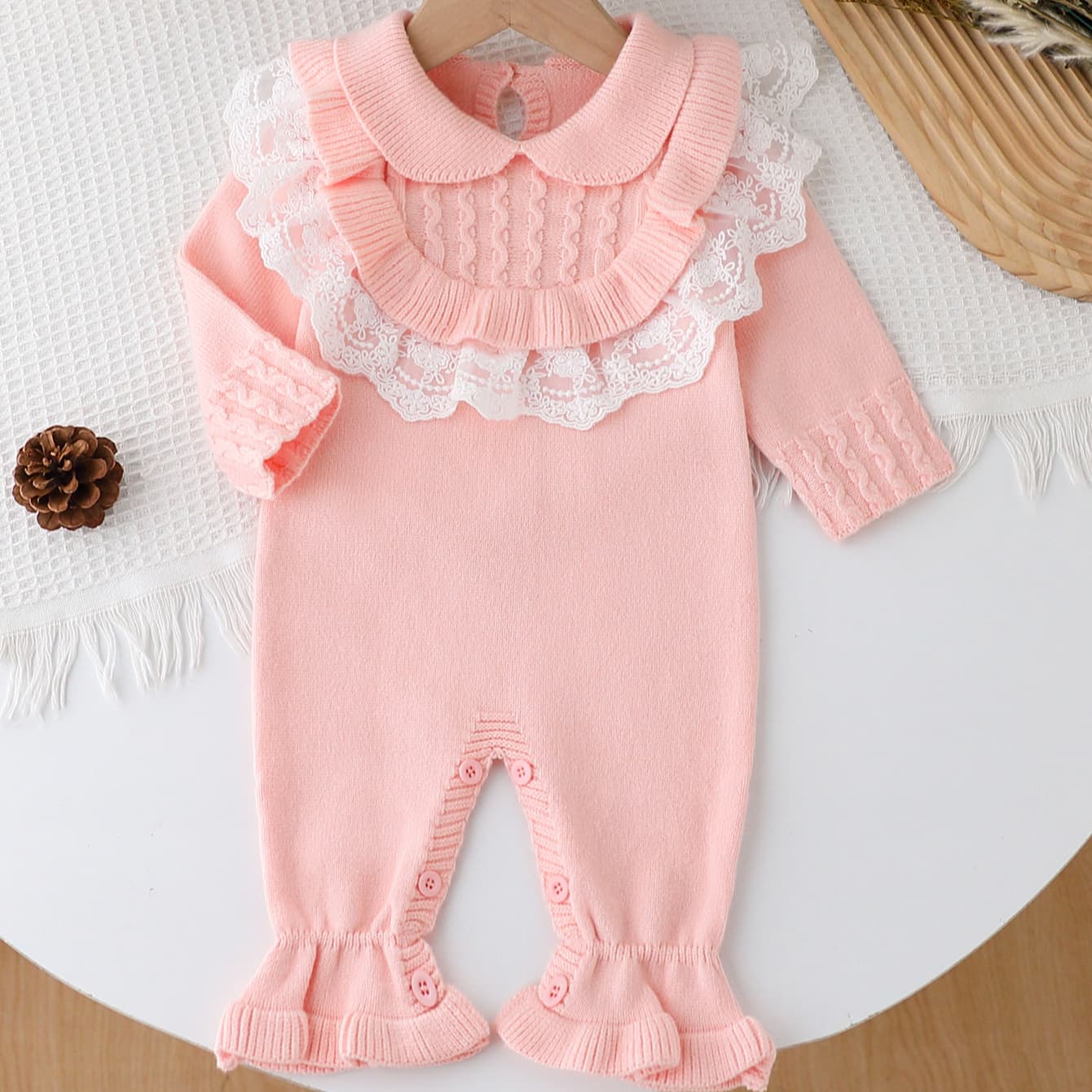 2026 New Baby Girls' Knitted Sweater One-piece Romper for Baby Girl Spring and Autumn Lace Lapel Pink One-piece Romper