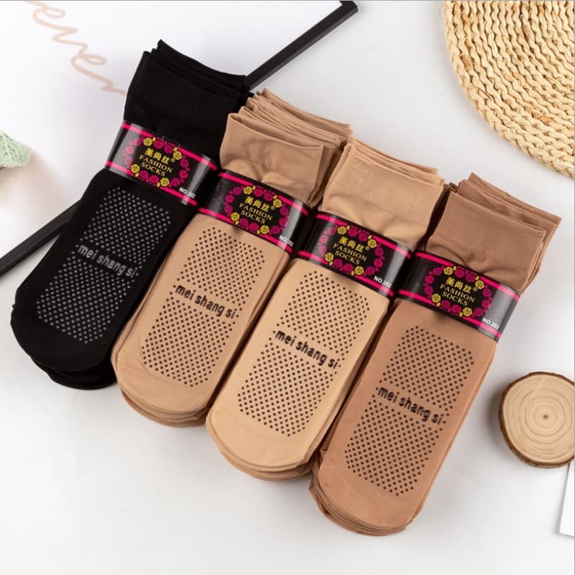Spring/summer women's thickened velvet dotted glue short stockings, loose-top core-spun yarn, massage sole anti-slip steel wire socks, thin short socks