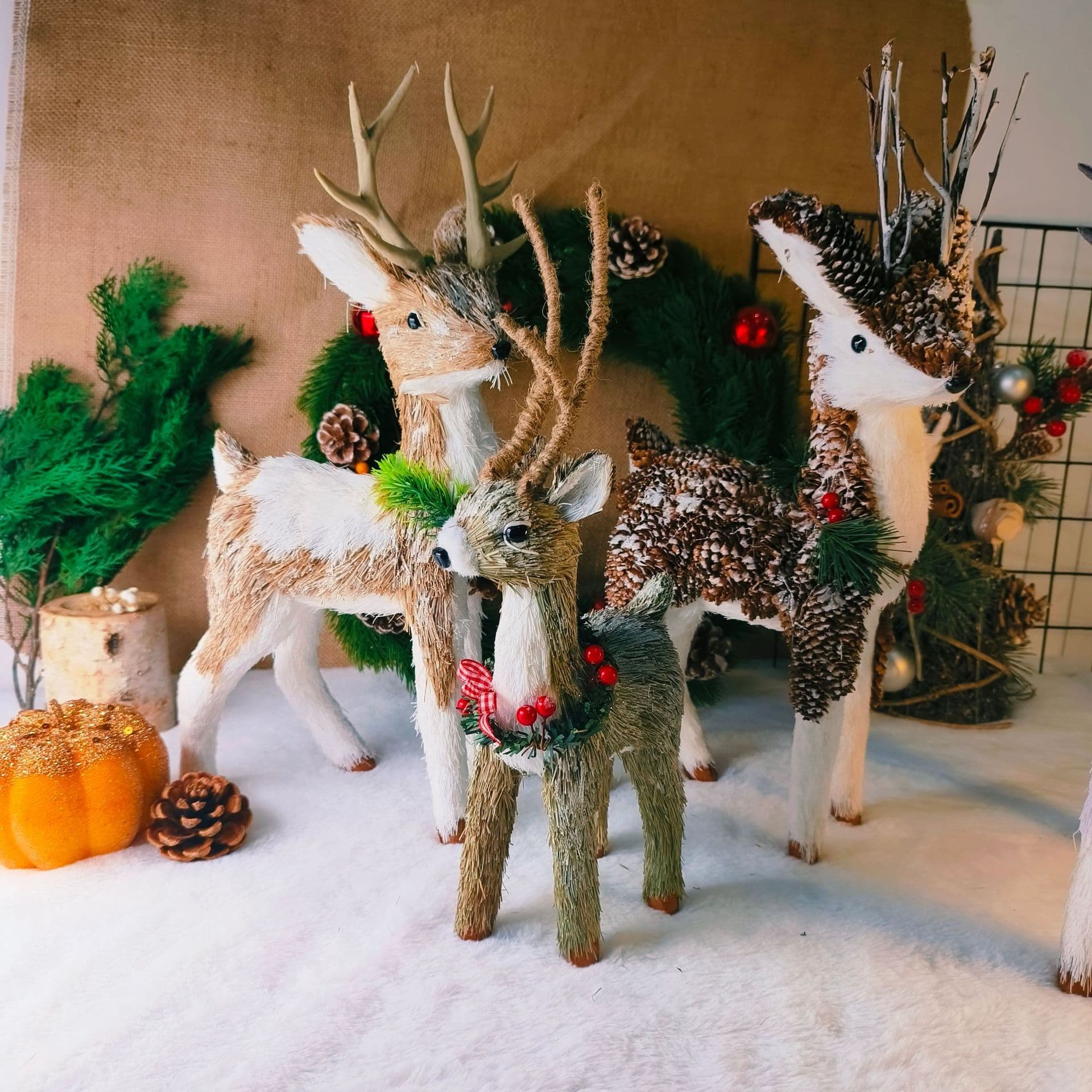 Christmas Deer Decoration, Cute Ornament, Exquisite Gift, Simulated Elk Christmas Window Desktop Decoration Prop