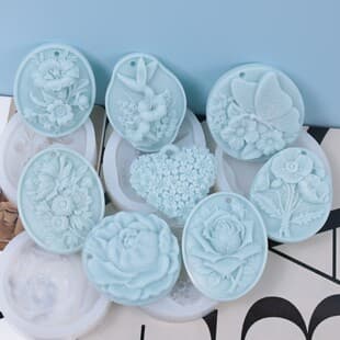 Aromatherapy Gypsum Flower Hanging Mold DIY Car Ornament Closet Scented Stone Candle Silicone Mold