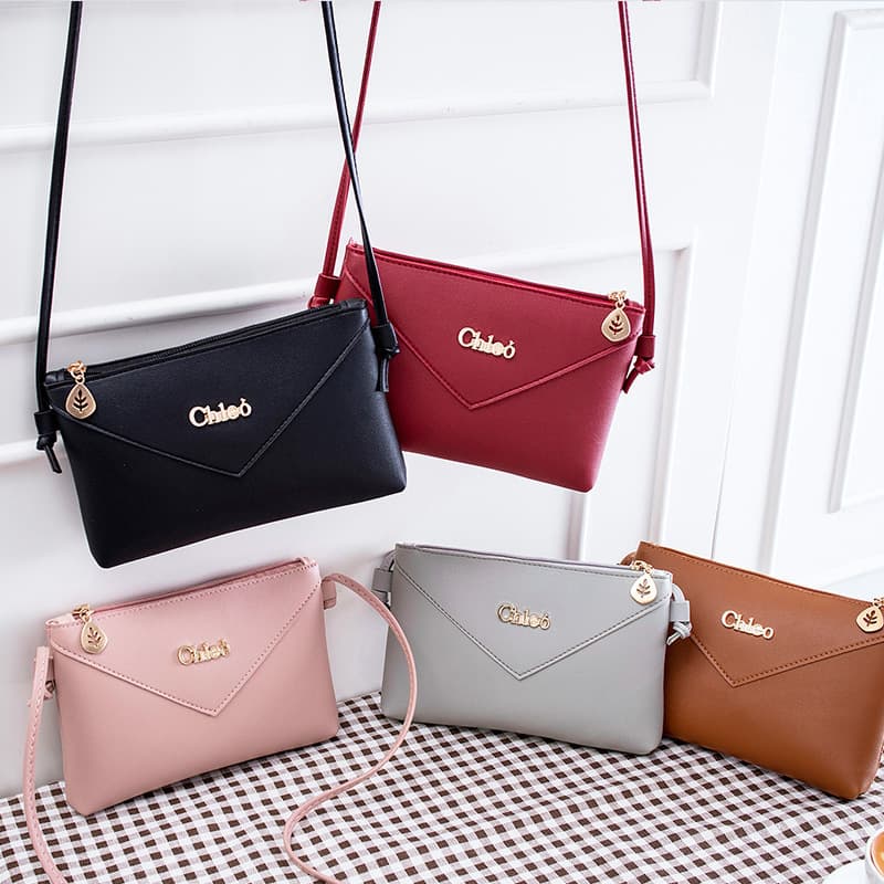 Women's Bag 2025 New Logo Coin Purse Shoulder Small Square Bag Fashionable Fresh Phone Bag Gift Small Bag
