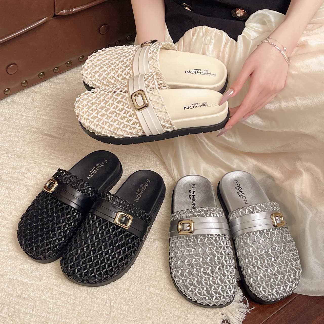 Woven Hollow Buckle Strap Mule Sandals for Women 2026 Summer New Style Flat Slip-On