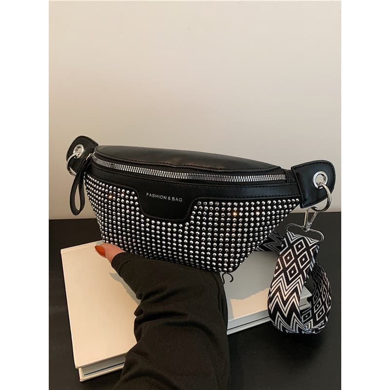 Fashion Rivet Rhinestone Small Crossbody Bag for Women 2024 New Shoulder Bag Versatile Chest Bag Crossbody Chest Bag