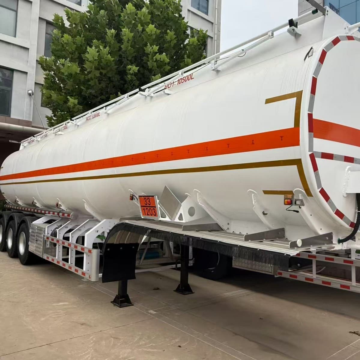 Cross-border oil transport semi-trailers, 45 and 55-cubic meter stainless steel commercial oil tankers, general liquid transport tankers