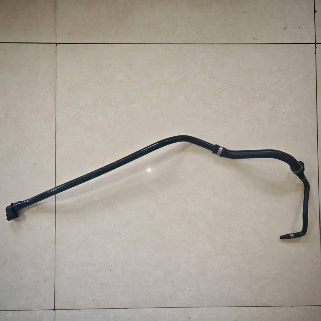 238 501 0701 coolant hose for Mercedes-Benz