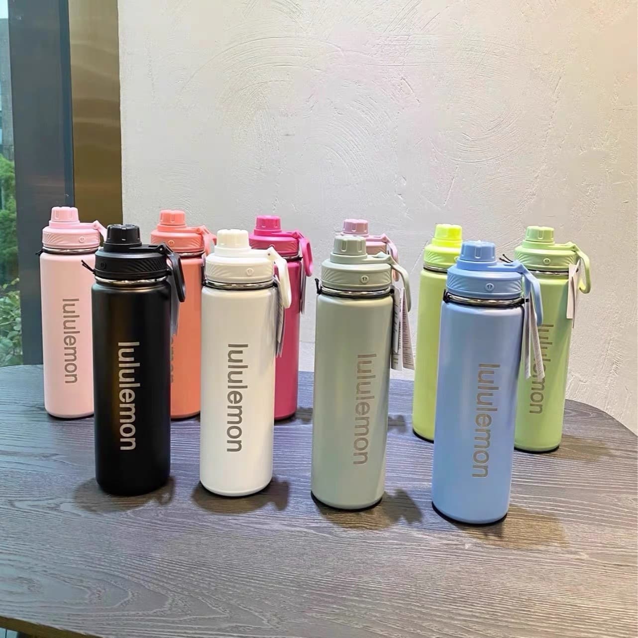 lululemon Insulated Tumbler 304 Stainless Steel Sports Water Bottle Large Capacity Portable Outdoor Fitness Cup for Men and Women