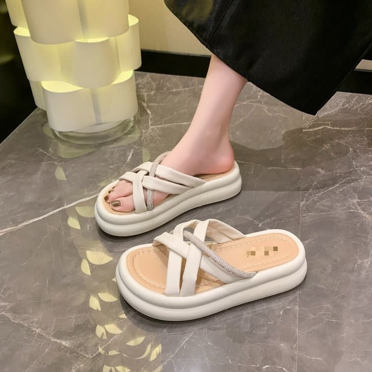Women's Summer Slippers 2026 New Style Versatile Platform Thick Sole Wedge Sandals Trendy Casual Fashion Ladies' Slide Sandals