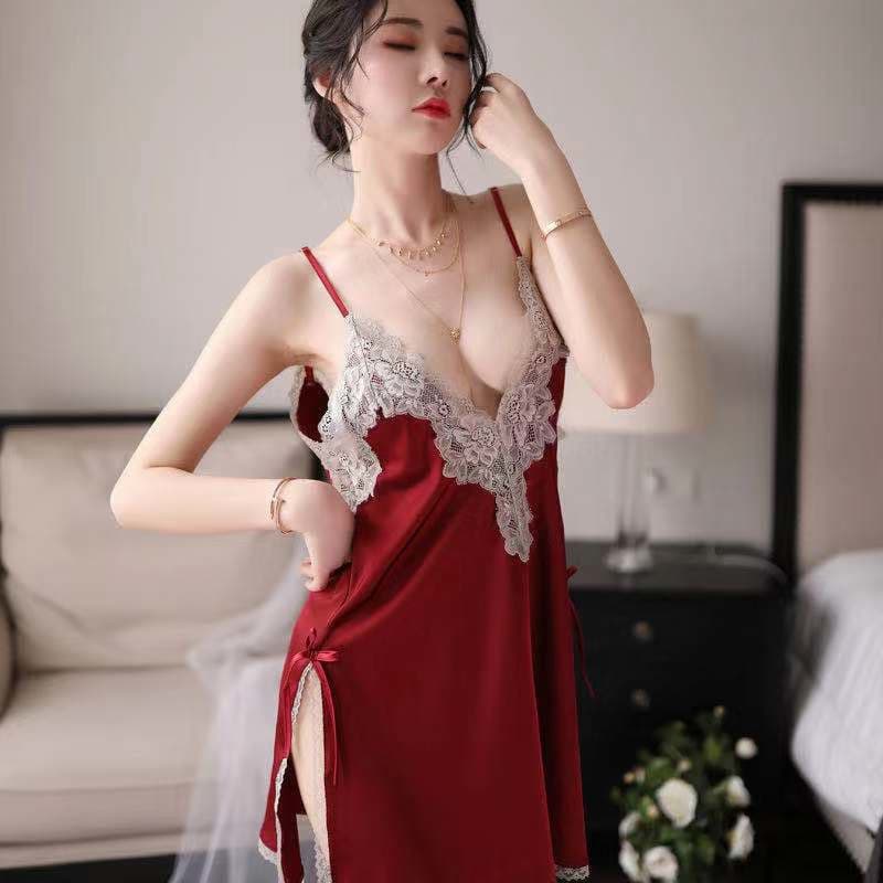 Sexy Lingerie Temptation Sexy Slit Nightgown Water-Soluble Flower Hollow Suspender Pajamas Home Suit Sexy Lingerie
