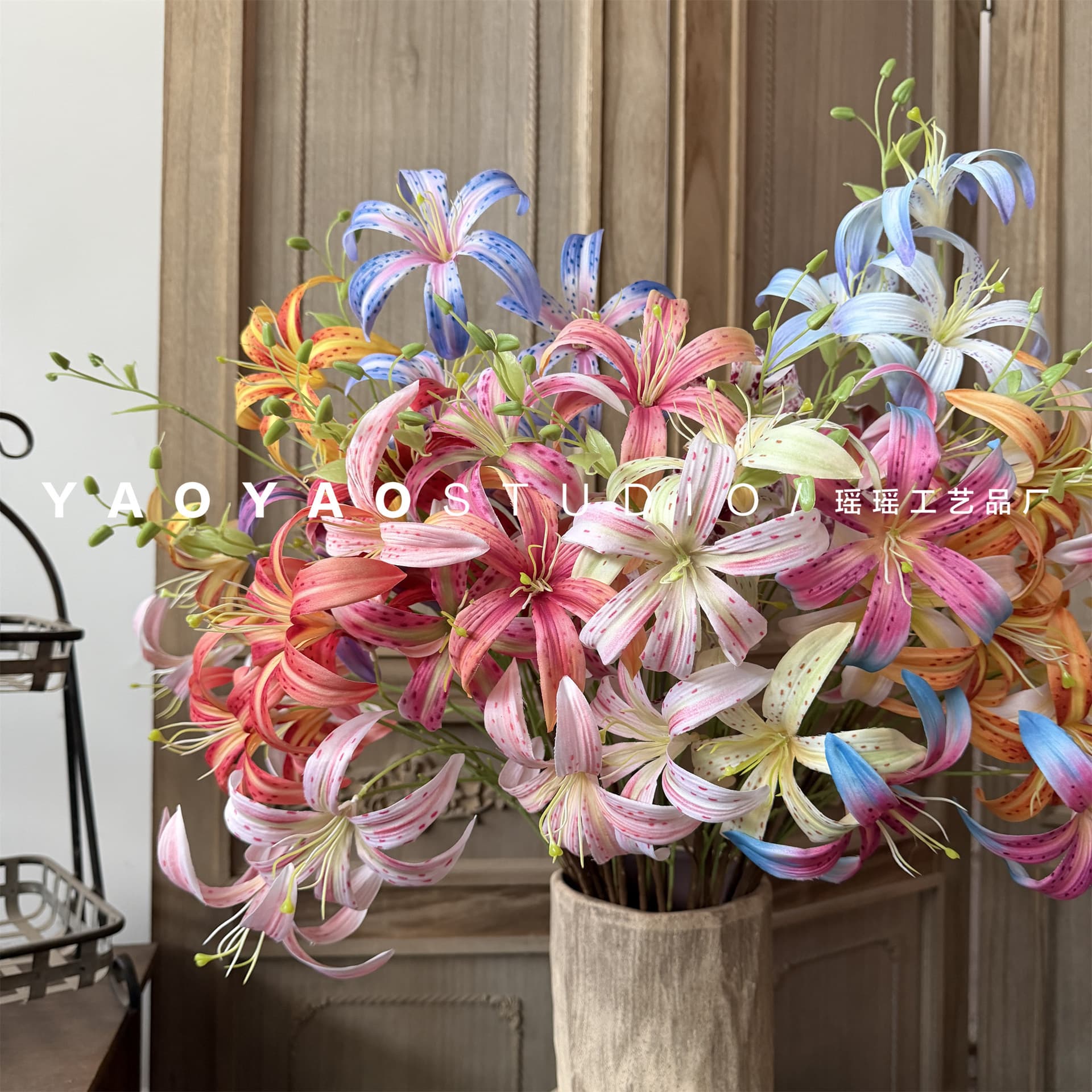 Home decoration floral art 3 hanging lilies, high-end wedding hall flower arrangement, flower arrangement photography props