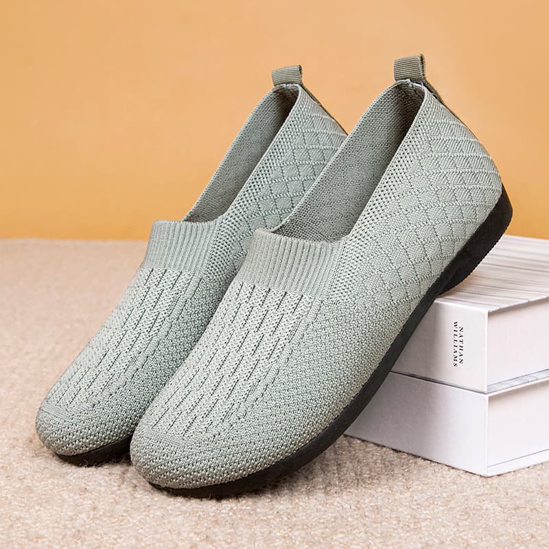 Elderly Mother Shoes Slip-On Flat Bottom Old Beijing Cloth Shoes Non-Slip Soft Sole Old Beijing Cloth Shoes