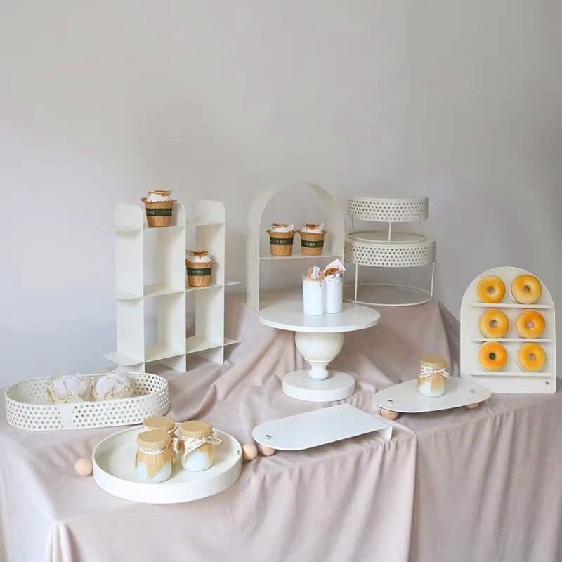 Cream-colored dessert table display stand for wedding decoration, birthday cake stand, iron art pastry tray