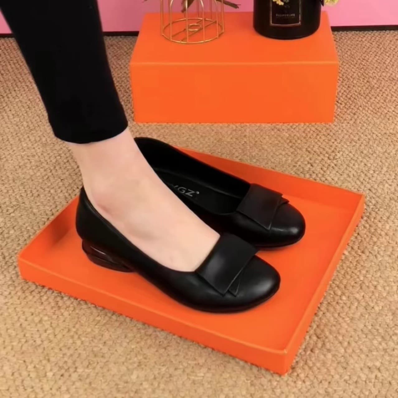 Round Toe Shallow Flat Heel Soft Leather Women's Shoes for Spring and Autumn, Soft Sole Mother Shoes, Women's Flat Leather Shoes, Fashion Casual Shoes