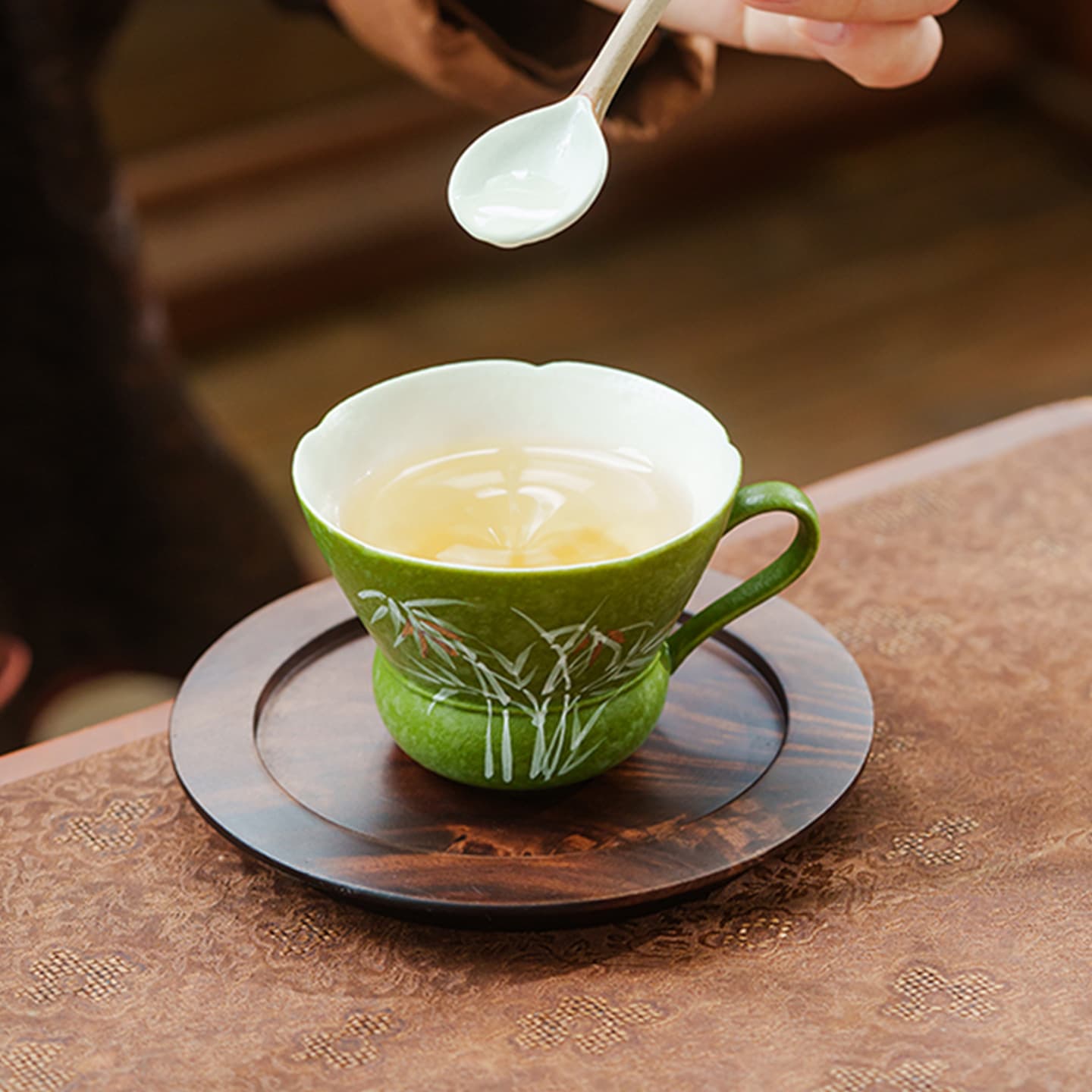 Factory Xiaoqinggan Bamboo Shadow Breeze Coffee Cup, High-End Ceramic Latte Cup for Home Use, Espresso Cup for Afternoon Tea