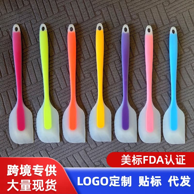 Cake Spatula Translucent One-piece Food-grade Heat-resistant Mixing Cream Scraper Silicone Spatula Baking Tool