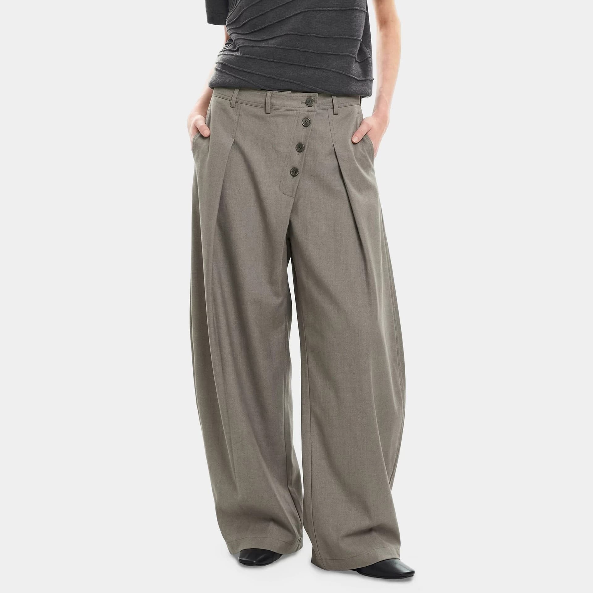 Old money style retro striped buttoned trousers for men and women, versatile drapey casual design, A-line wide-leg long trousers ins