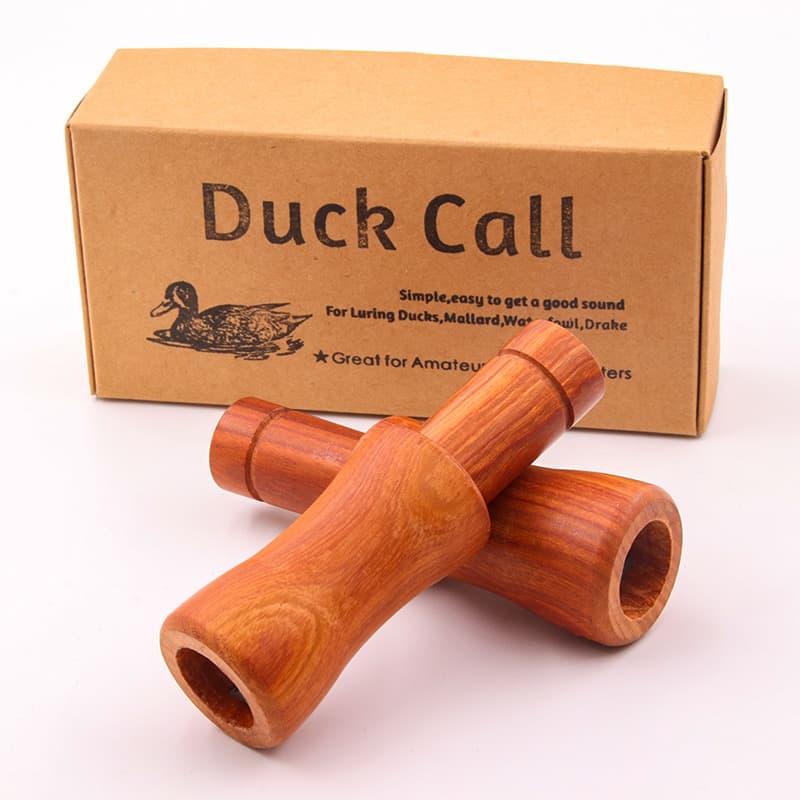 Rosewood whistles, wooden whistles, duck whistles used in the wild, whistles that mimic the calls of mallards to attract turtles.