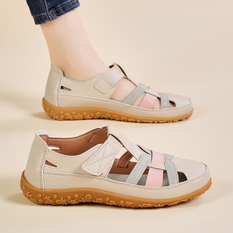 Genuine Leather Sandals for Women Summer Breathable Mother's Buckle Strap Cowhide Sole Anti-Slip Anti-Fall Flat Soft Sole Hole Shoes