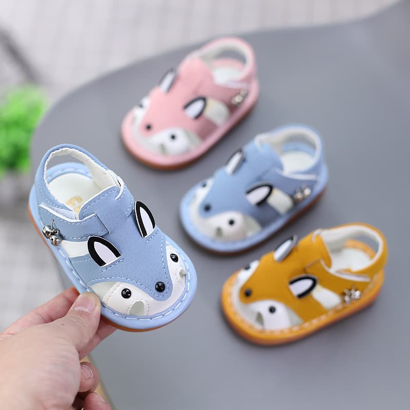 Squeaky Shoes for Baby Boys Soft Sole Infant Walking Shoes 0-1-2 Years Princess Shoes for Girls Closed-Toe Sandals Breathable