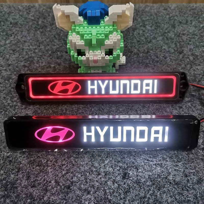 Suitable for modern Yuedong Langdong Elantra car logo with light IX35 I30 modified luminous light LED mid-grid car logo